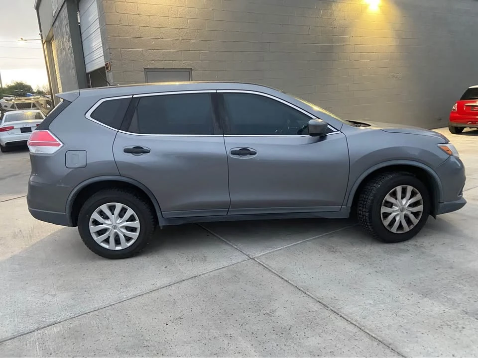 2016 Nissan Rogue - Image 4 of 13
