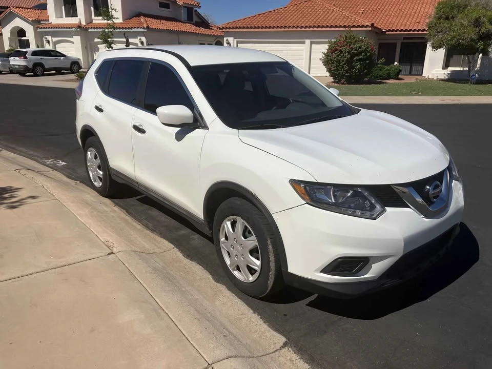 2016 Nissan Rogue - Image 3 of 6