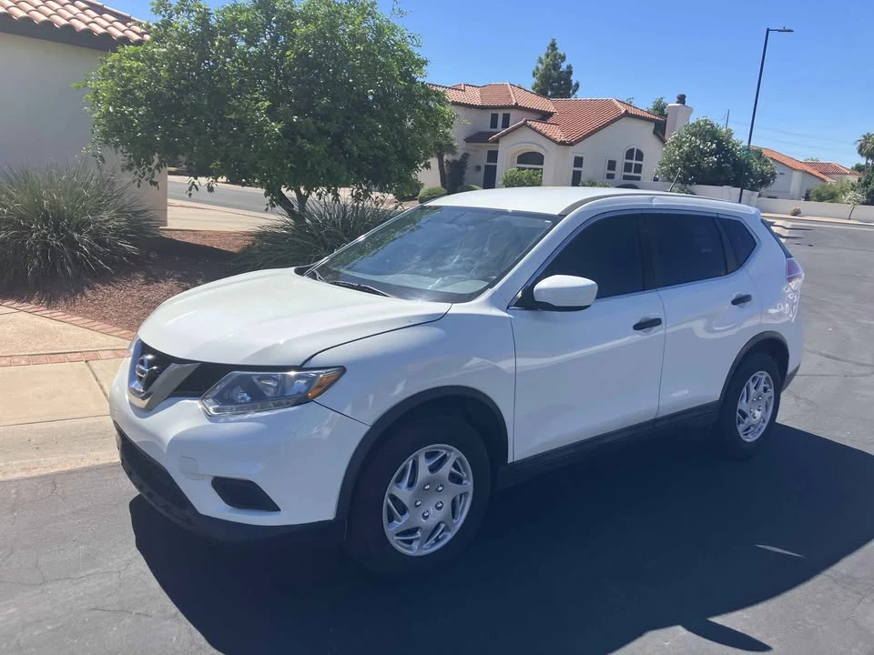 2016 Nissan Rogue - Image 4 of 6