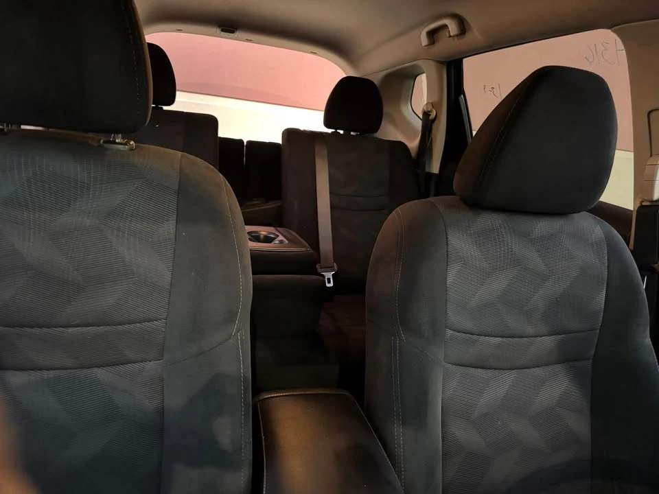 2016 Nissan Rogue - Image 9 of 10