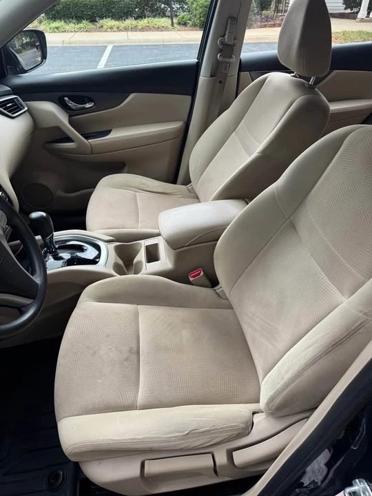 2016 Nissan Rogue - Image 9 of 17