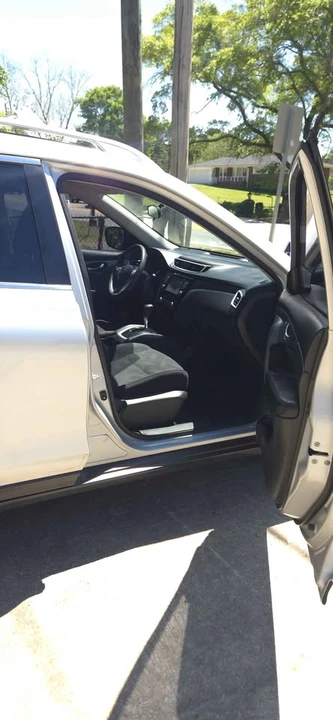 2016 Nissan Rogue - Image 7 of 9