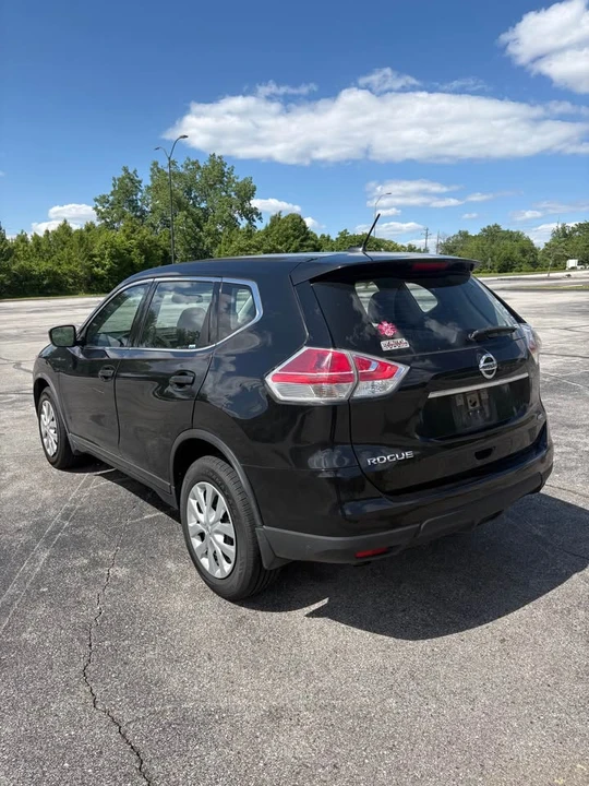 2016 Nissan Rogue - Image 4 of 9