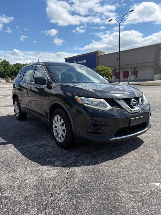 2016 Nissan Rogue - Image 2 of 9