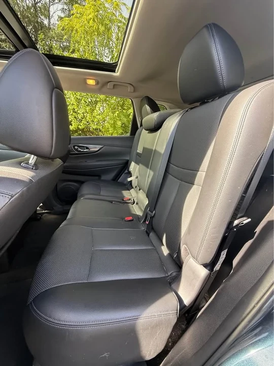 2016 Nissan Rogue - Image 9 of 19