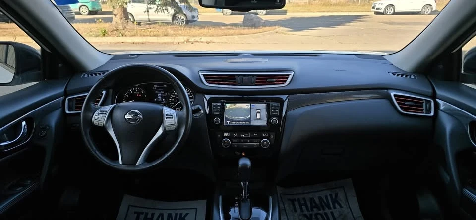 2016 Nissan Rogue - Image 13 of 20