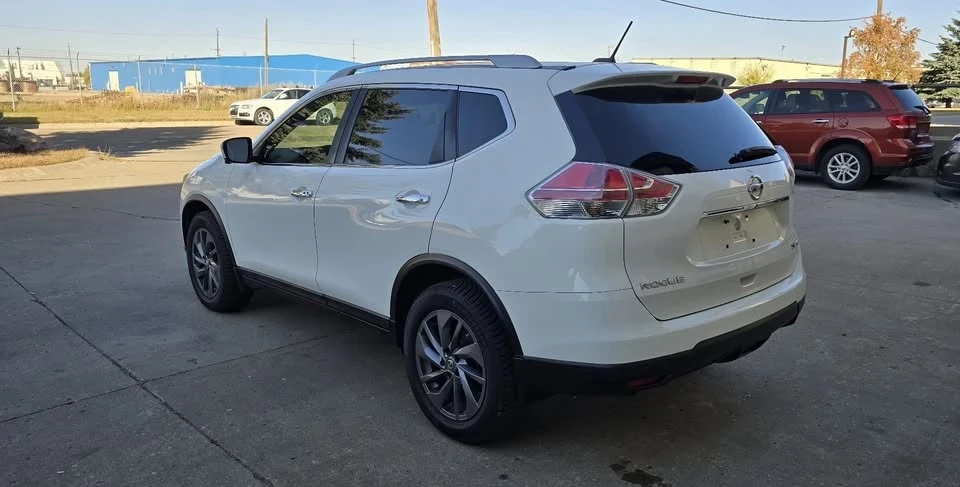 2016 Nissan Rogue - Image 6 of 20