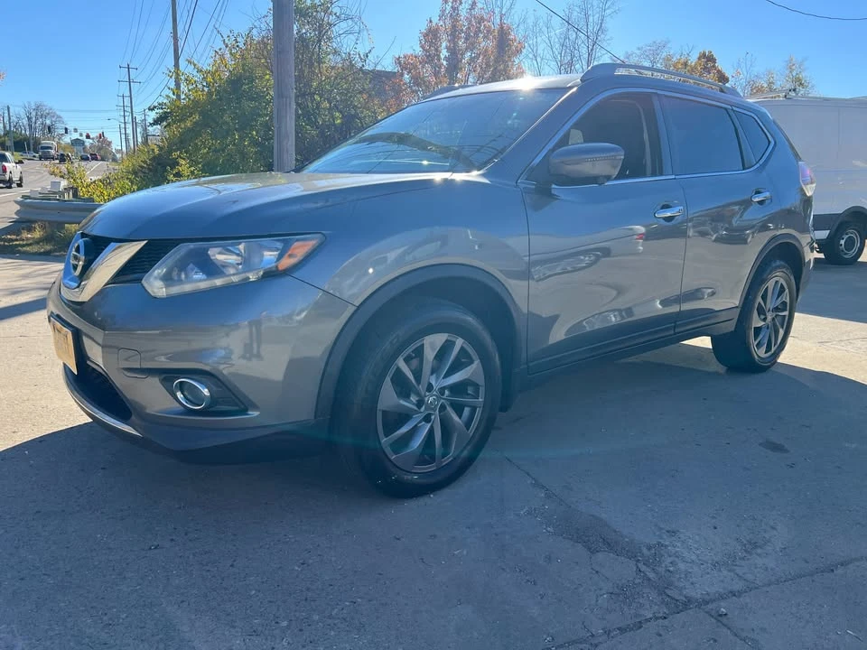2016 Nissan Rogue - Image 11 of 20