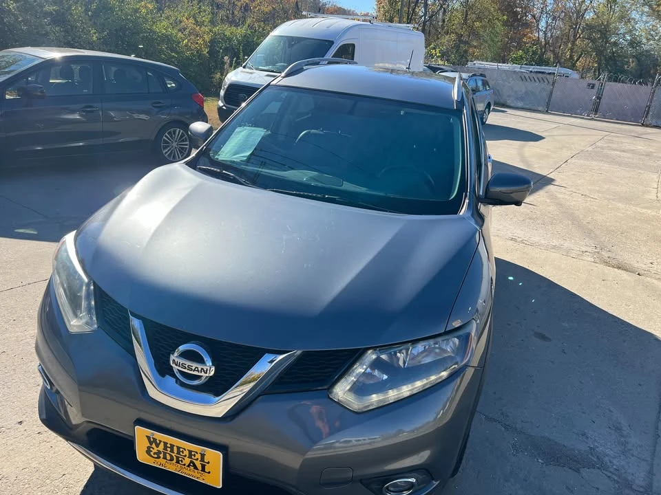 2016 Nissan Rogue - Image 13 of 20