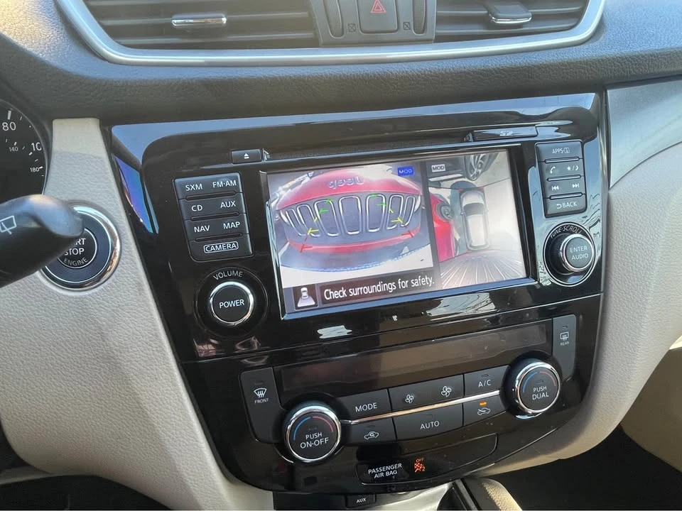 2016 Nissan Rogue - Image 9 of 9