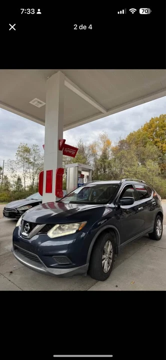 2016 Nissan Rogue - Image 2 of 4