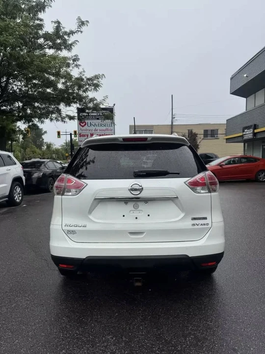 2016 Nissan Rogue - Image 5 of 17