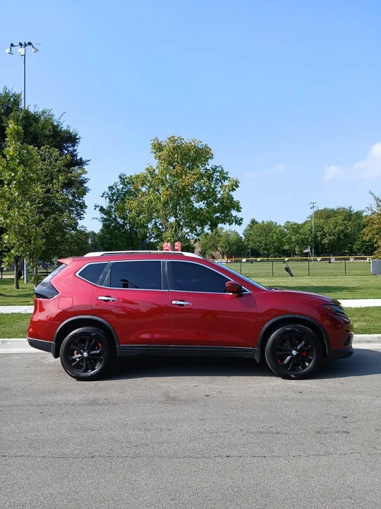 2016 Nissan Rogue - Image 4 of 18