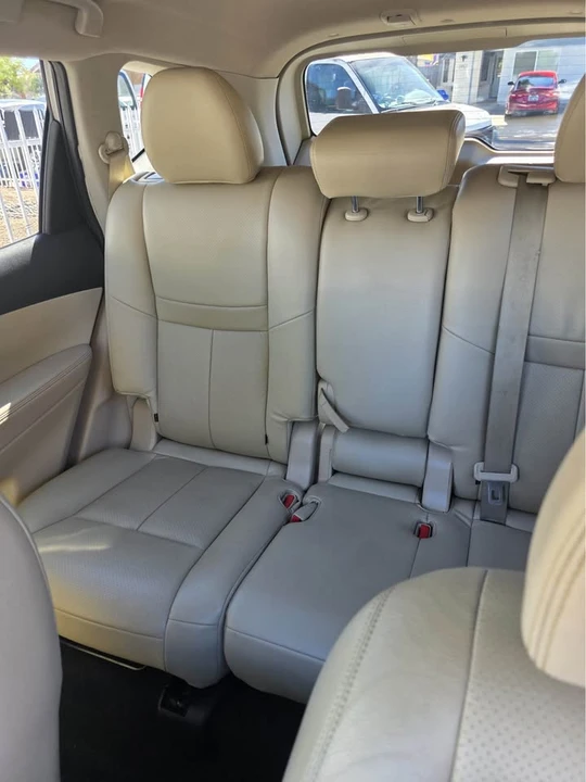 2016 Nissan Rogue - Image 6 of 10