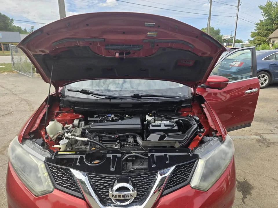 2016 Nissan Rogue - Image 4 of 13