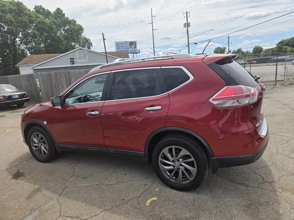 2016 Nissan Rogue - Image 7 of 13