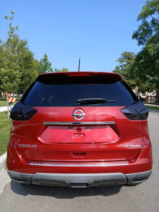 2016 Nissan Rogue - Image 5 of 18