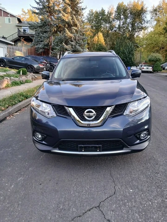 2016 Nissan Rogue - Image 3 of 16