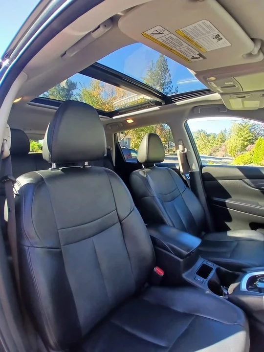 2016 Nissan Rogue - Image 13 of 16
