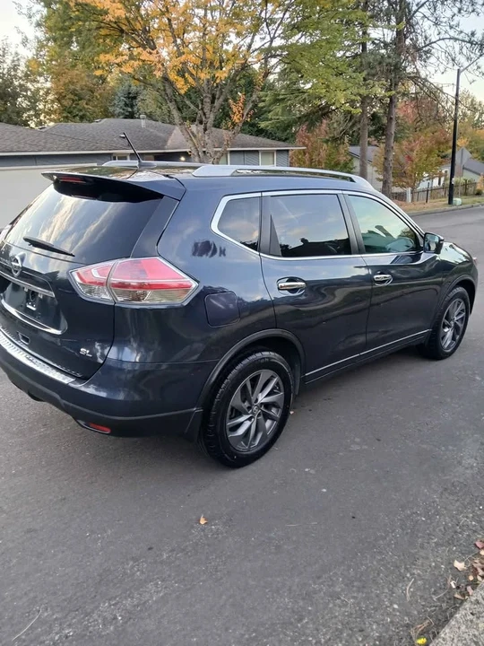 2016 Nissan Rogue - Image 4 of 16