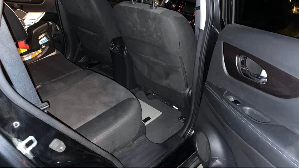 2016 Nissan Rogue - Image 7 of 10