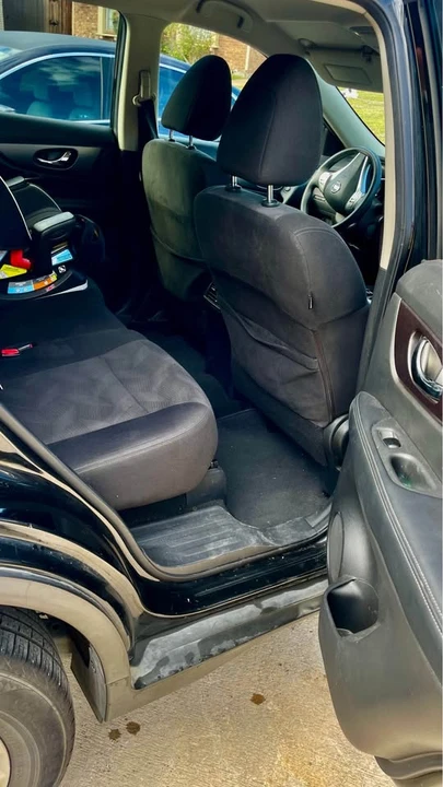 2016 Nissan Rogue - Image 8 of 8