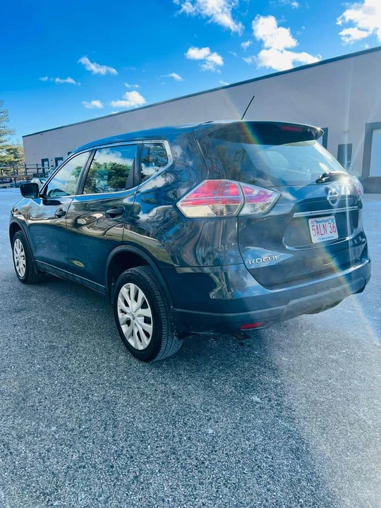 2016 Nissan Rogue - Image 3 of 12