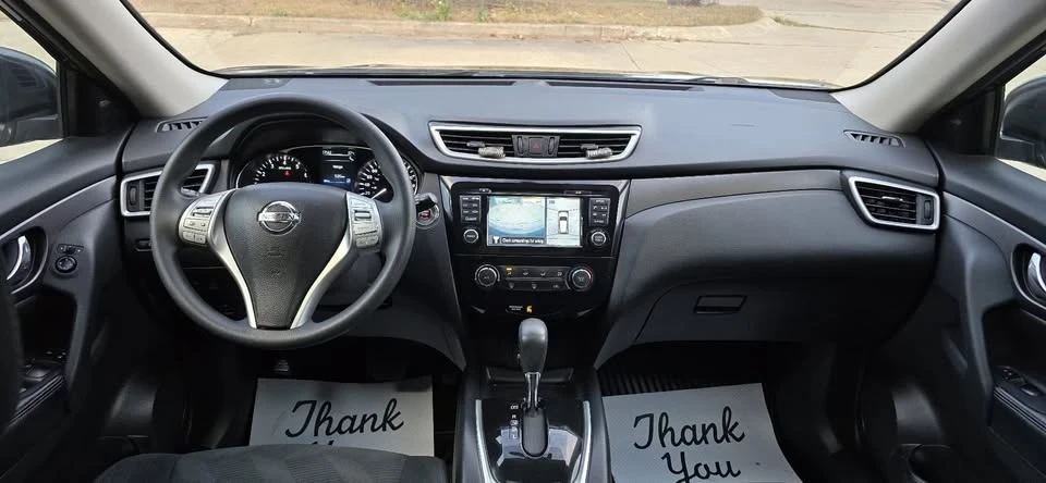 2016 Nissan Rogue - Image 13 of 20
