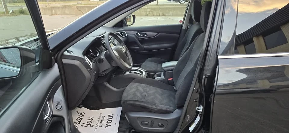 2016 Nissan Rogue - Image 12 of 20