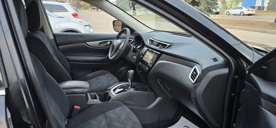 2016 Nissan Rogue - Image 20 of 20