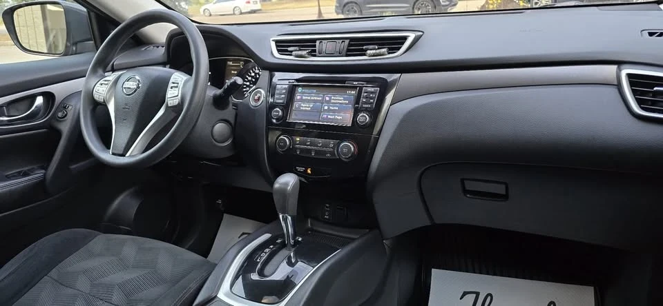 2016 Nissan Rogue - Image 18 of 20