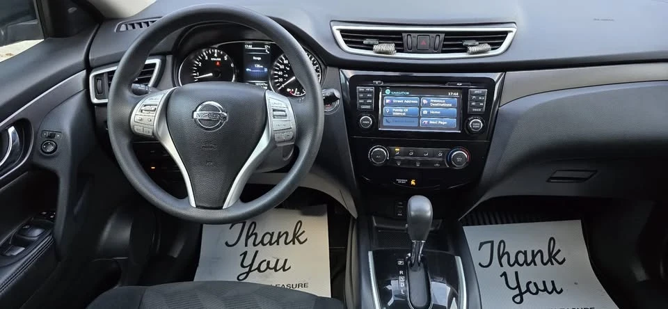 2016 Nissan Rogue - Image 17 of 20