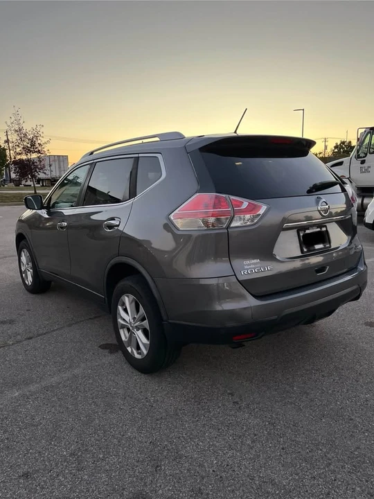 2016 Nissan Rogue - Image 4 of 20