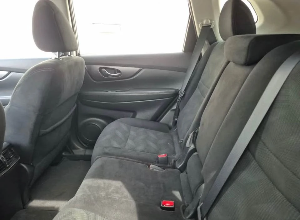 2016 Nissan Rogue - Image 7 of 7