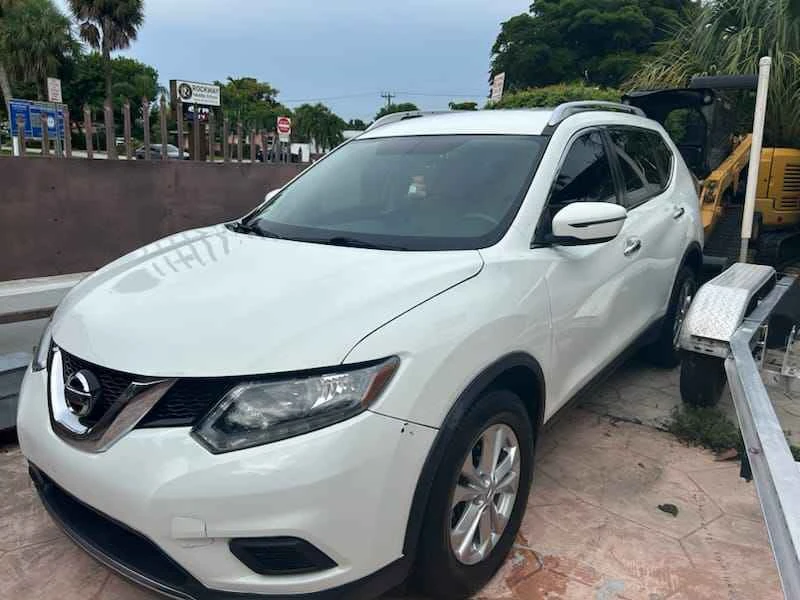 2016 Nissan Rogue - Image 3 of 6