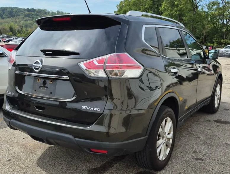 2016 Nissan Rogue - Image 4 of 7