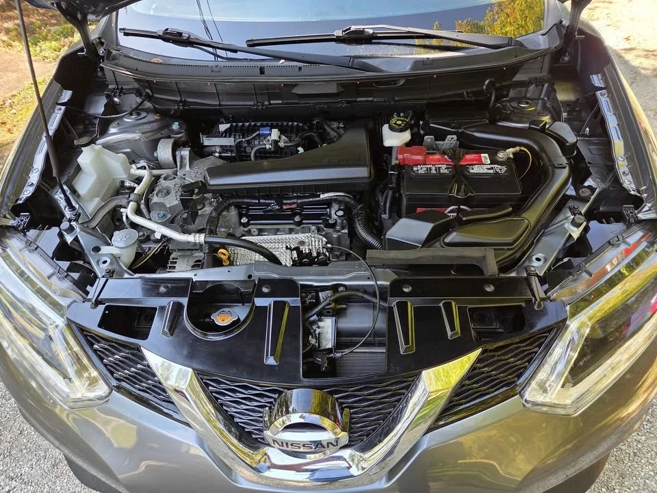 2016 Nissan Rogue - Image 7 of 10