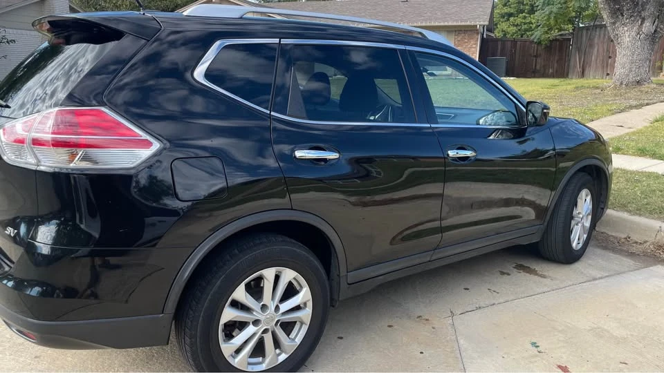 2016 Nissan Rogue - Image 4 of 9