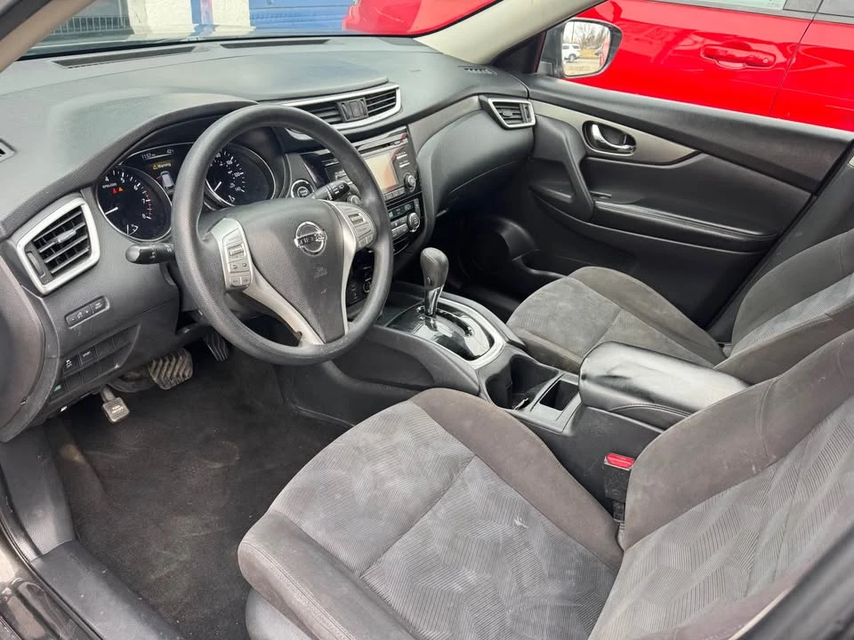 2016 Nissan Rogue - Image 7 of 12
