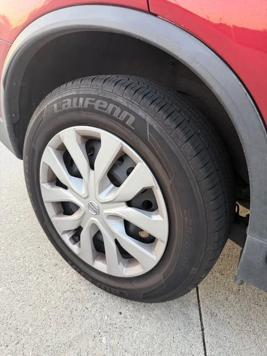 2016 Nissan Rogue - Image 4 of 9
