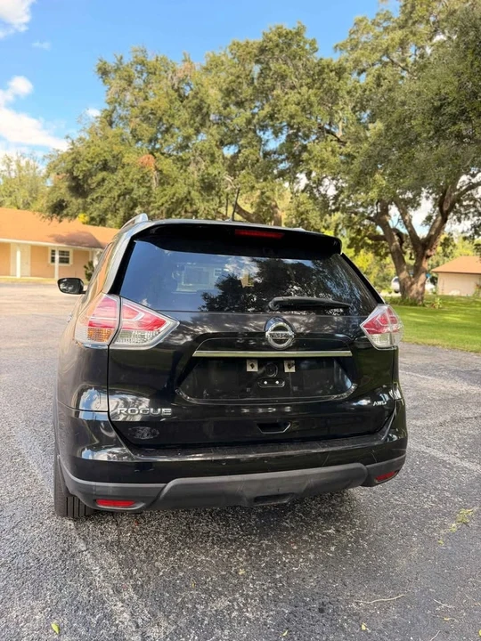 2016 Nissan Rogue - Image 9 of 9