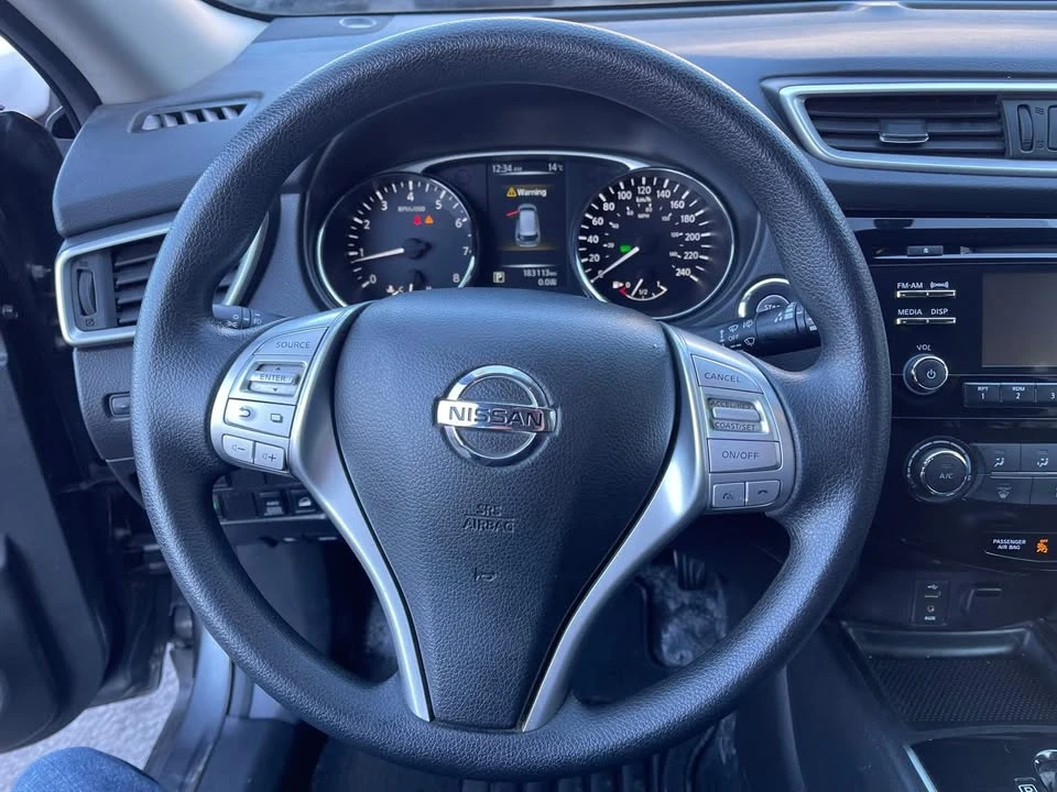 2016 Nissan Rogue - Image 12 of 13