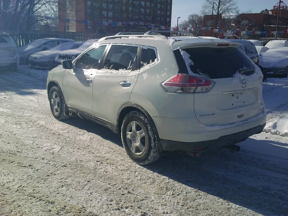 2016 Nissan Rogue - Image 5 of 18