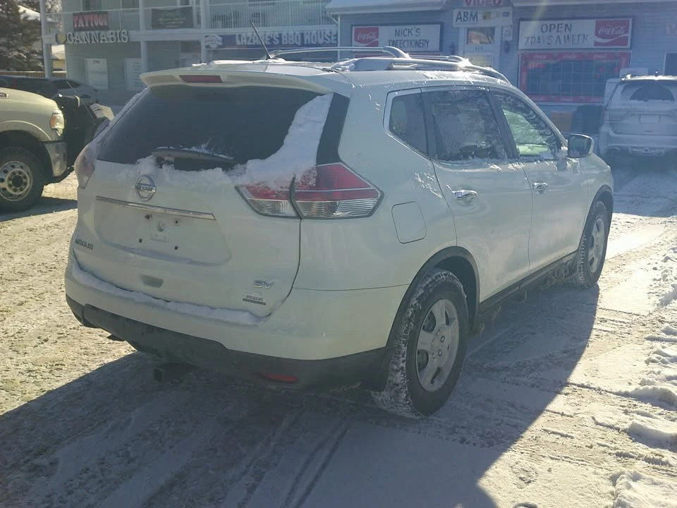 2016 Nissan Rogue - Image 7 of 18
