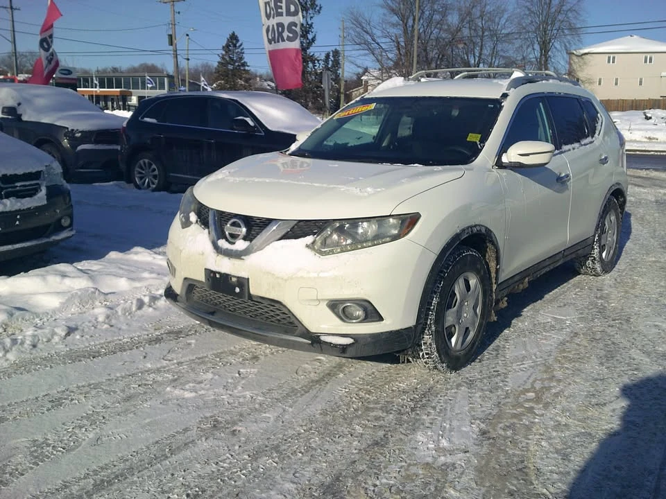 2016 Nissan Rogue - Image 3 of 18