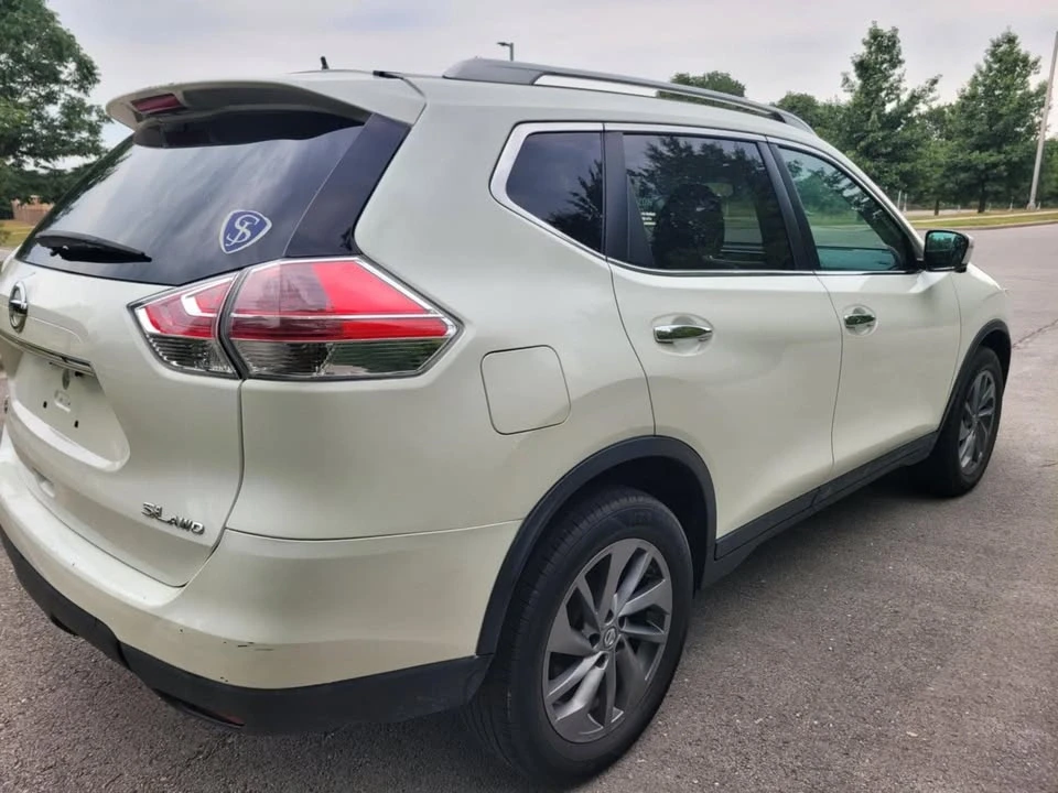 2016 Nissan Rogue - Image 4 of 20