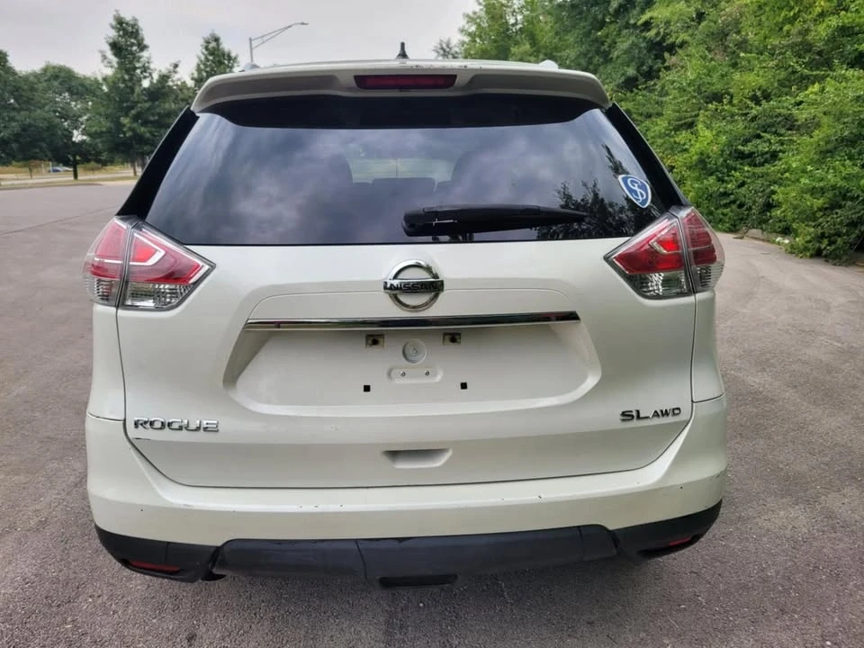 2016 Nissan Rogue - Image 6 of 20
