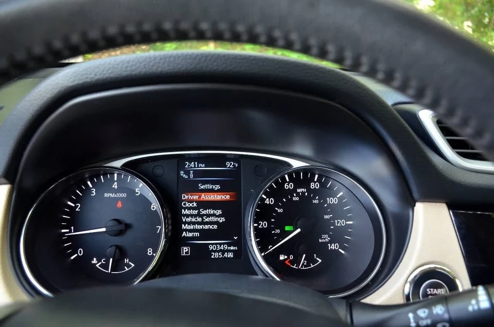 2016 Nissan Rogue - Image 17 of 20