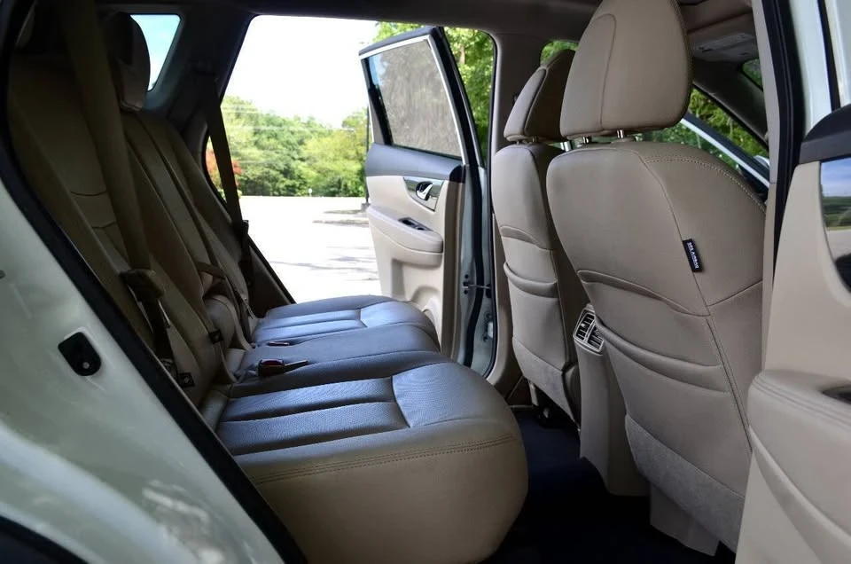 2016 Nissan Rogue - Image 9 of 20