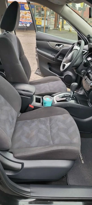 2016 Nissan Rogue - Image 5 of 7